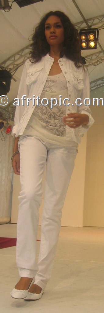 ../Images/krefash3 063b.jpg